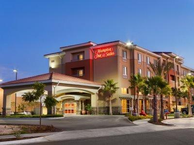 Hampton Inn & Suites Сан-Бернардіно Екстер'єр фото